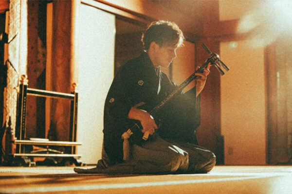 日本文化「三味線」の豊かな共鳴と繊細な音色と共にATAMI DRY GIN涼やかな初夏を。～7月21日限定イベントを熱海・伊豆山 佳ら久で開催～
