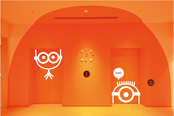 ユニバーサル・スタジオ・ジャパンのオフィシャルホテルホテル ユニバーサル ポート、ホテル ユニバーサル ポート ヴィータにてパークの人気者、ミニオンたちがクリスマスの装い