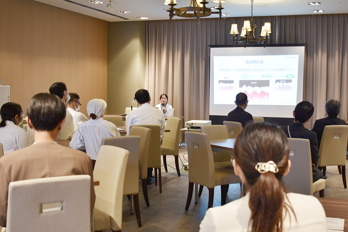 ユニバーサル・スタジオ・ジャパンのオフィシャルホテルホテル ユニバーサル ポート、ホテル ユニバーサル ポート ヴィータにてオーラルケア社内研修プログラムを実施
