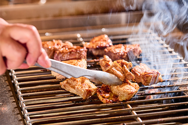 はなをりに春到来！日帰りで楽しめる春のビュッフェと、ストロベリー＆ピーチの新作パルフェのご案内