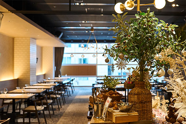 “映画”と“食”が交差する没入型イベント『CROSS CINEMA DISCOVERY』2026年度上映作品決定