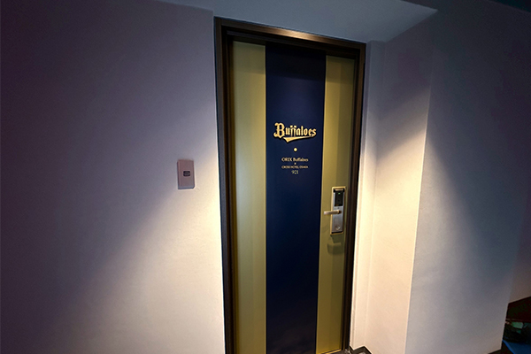 １日１室限定「Bs ROOM 2026」本日より販売開始！臨場感あふれる没入体験型ルームでバファローズを思う存分楽しむ