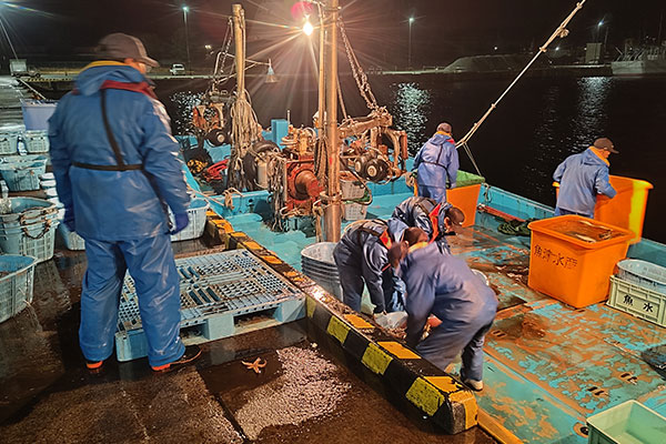 黒部・宇奈月温泉 やまのは　魚津漁港の“もったいない魚”を揚げたてアジフライやお刺身で宇奈月温泉初の低利用魚ビュッフェメニューを開始