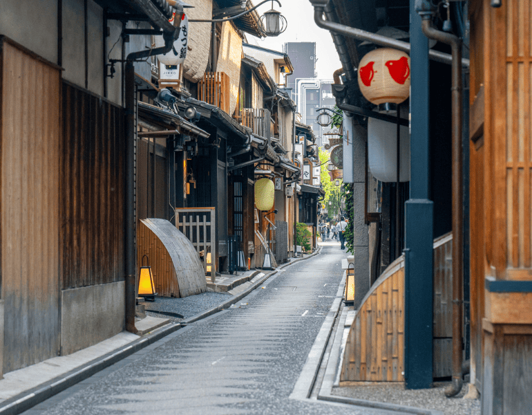 ホテルスタッフおすすめ！グルメ食べ歩き旅 in 京都｜にっぽん旅めぐり